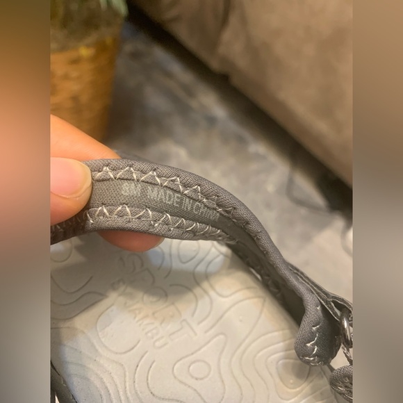 JSport by Jambu Sandals Women's Size 8 Grey Hook & Loop Closure Breathable Flat - Picture 4 of 5